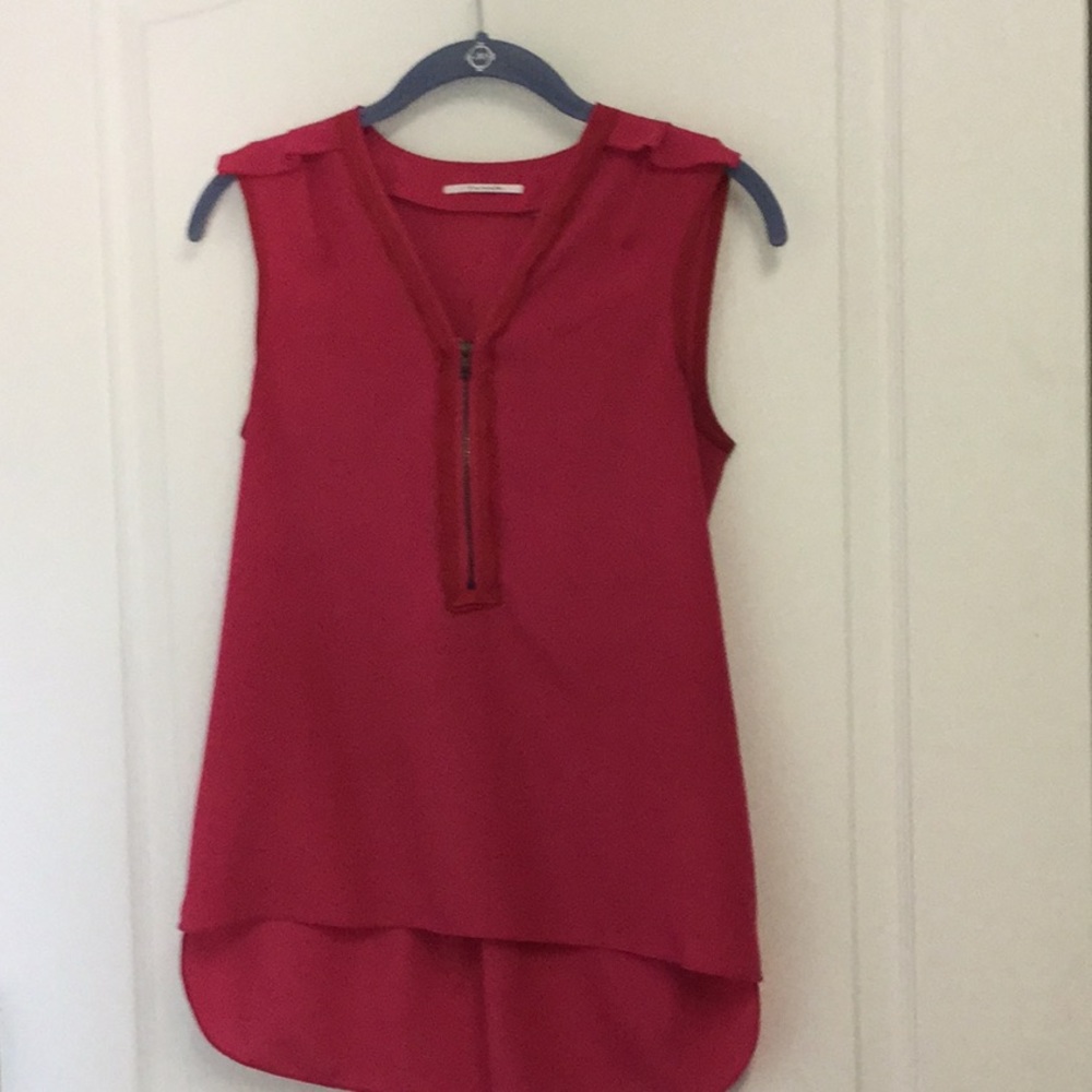 Tahari Sleeveless Top